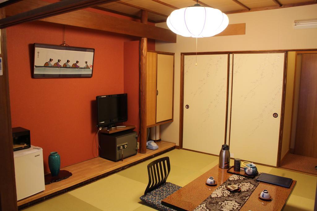 Oyado Hakusan Hotell Hyōgo Rum bild
