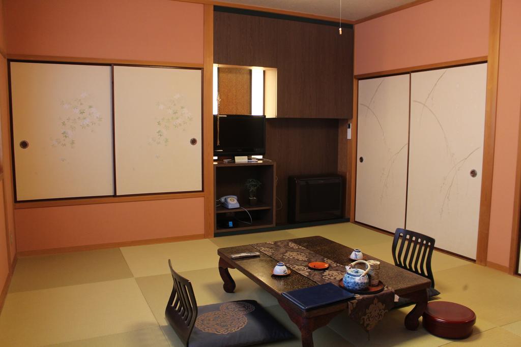 Oyado Hakusan Hotell Hyōgo Rum bild